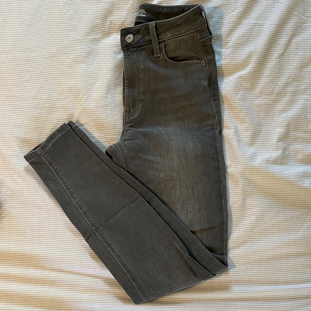 Old Navy High Rise Super Skinny Jeans - Gray with Built-in Warm